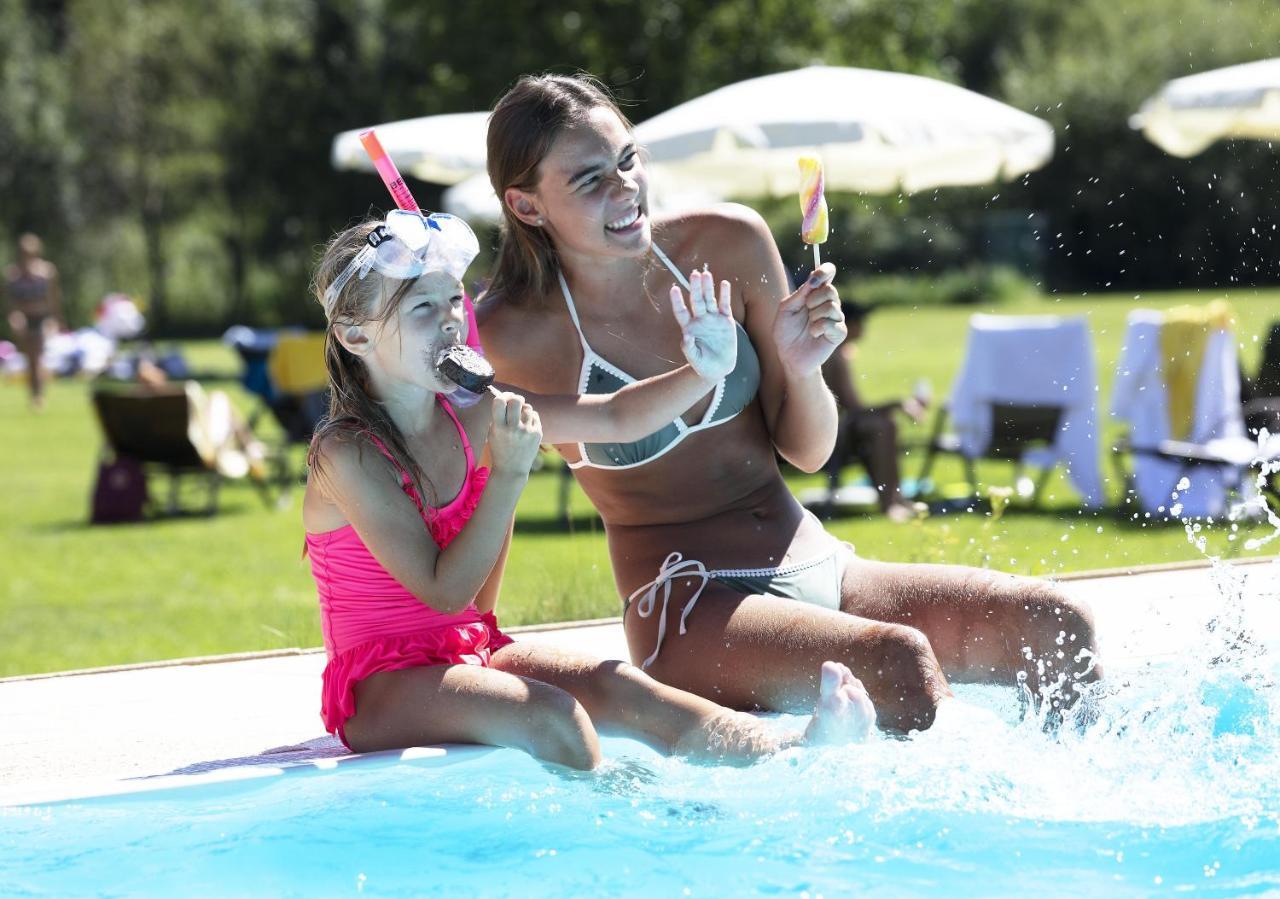 Aldiana Club Salzkammergut Und Grimmingtherme バート・ミッテルンドルフ エクステリア 写真