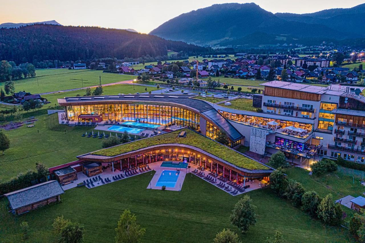 Aldiana Club Salzkammergut Und Grimmingtherme バート・ミッテルンドルフ エクステリア 写真