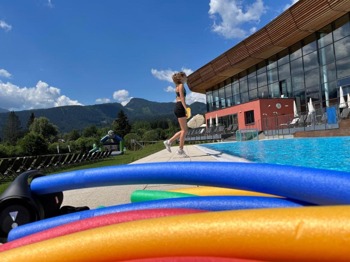 Aldiana Club Salzkammergut Und Grimmingtherme バート・ミッテルンドルフ エクステリア 写真