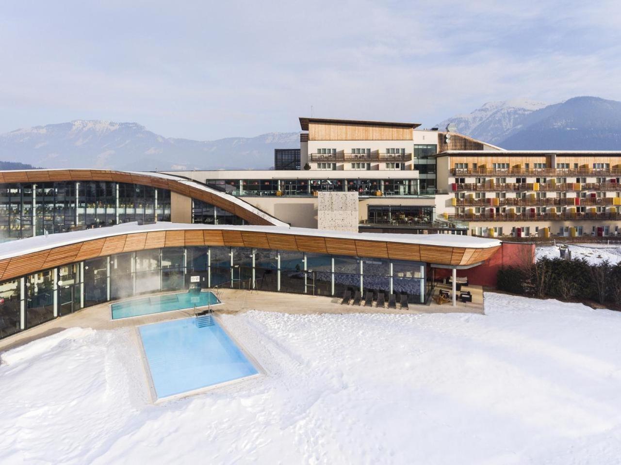 Aldiana Club Salzkammergut Und Grimmingtherme バート・ミッテルンドルフ エクステリア 写真