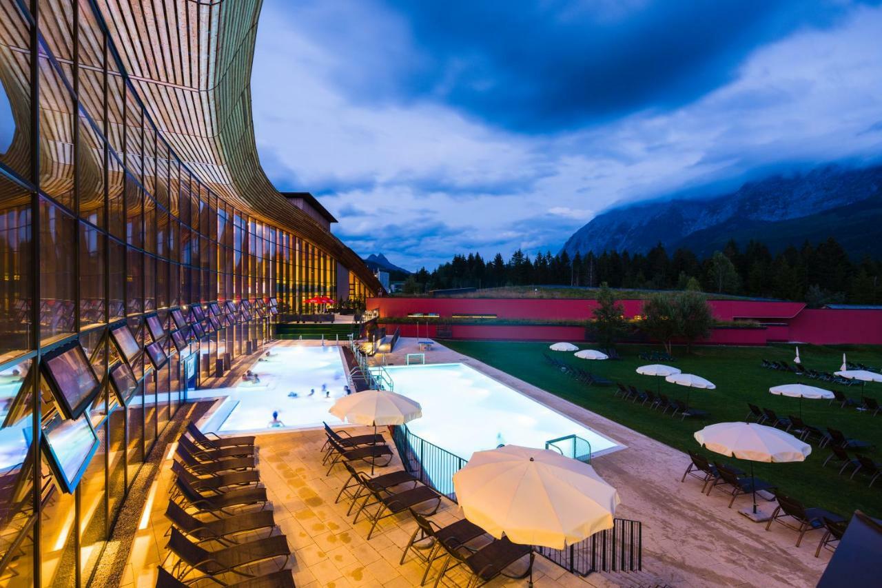 Aldiana Club Salzkammergut Und Grimmingtherme バート・ミッテルンドルフ エクステリア 写真